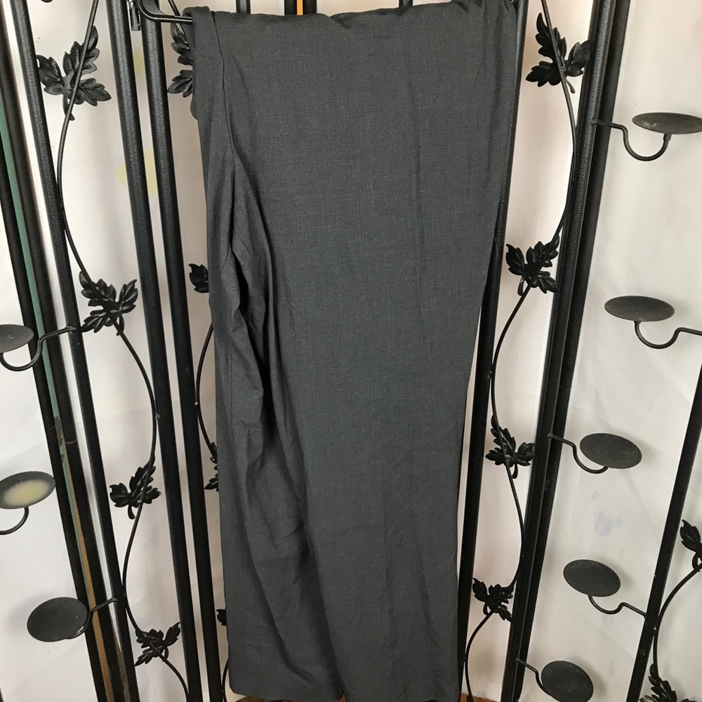 28 tall long Lane Bryant slacks Great condition.